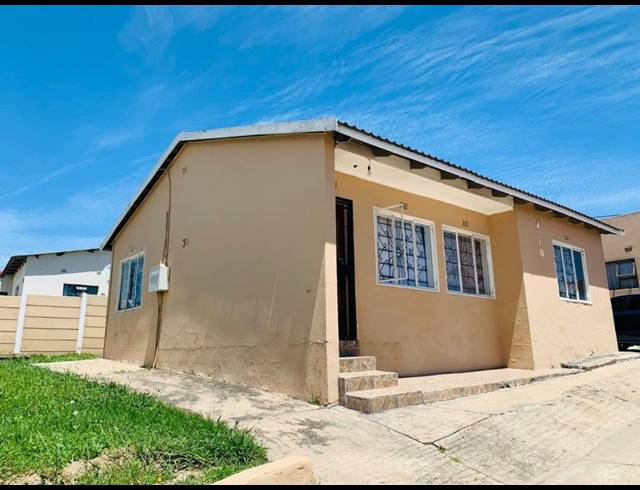 3 BEDROOM HOUSE FOR SALE IN IKWEZI